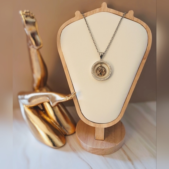 💥 Aries Zodiac Necklace – Bold, Fiery, and Fearless! - Picture 2 of 10